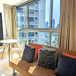 Yc 2301-B L Habitacion En Av Balboa