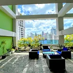 Yc 2301-B L Habitacion En Av Balboa