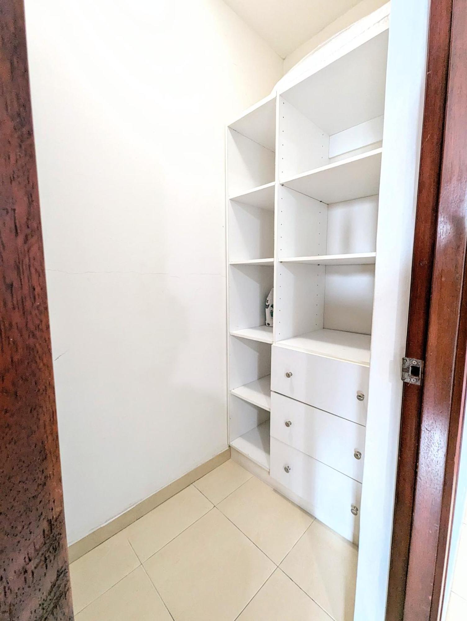 Apartamento Yc 2301-b L En Av Balboa Ciudad de Panamá